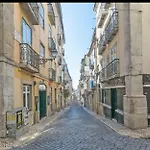 6Lisbon Downtown Private Bedroom