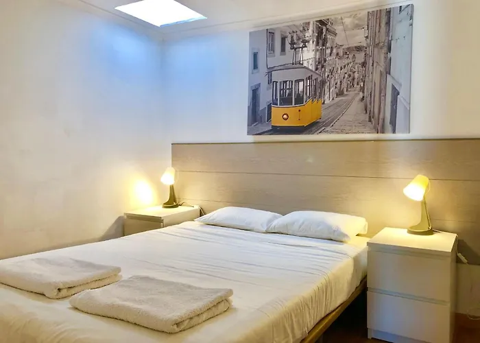 6Lisbon Downtown Private Bedroom